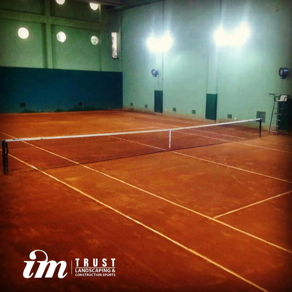 ملاعب الحمرة الحمرة الترابية